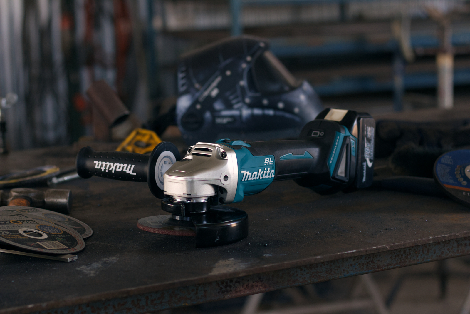 Makita Grinder